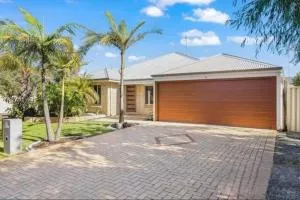 Halls Head Serene - ماندورا