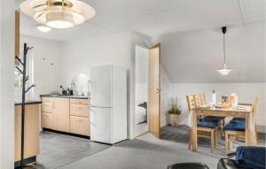 2 Bedroom Stunning Home In Rødby