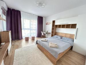 Urban Retreat with Balcony at Exigent Plaza - 06