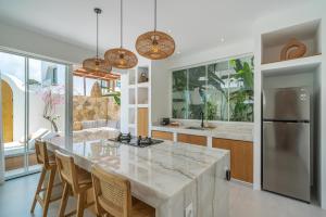 Villa Anassa - 2BR Chic Mediterranean Canggu Escape