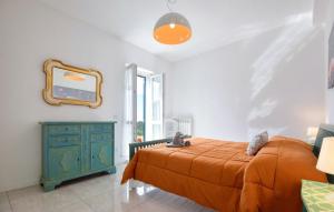 5 Bedroom Stunning Home In Lavagna
