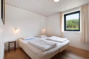 Nice Home In Ebeltoft With 4 Bedrooms And Wifi