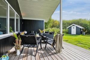 Beautiful 6-Person Holiday Home With Spa Near The Beach Perfect For Relaxation