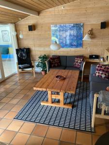 Beautiful Home In Knebel With 4 Bedrooms, Sauna And Wifi