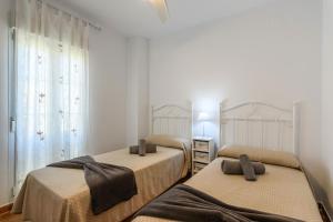 Los Cisnes by Ĥ - Playa de los Haraganes HLHC184P243