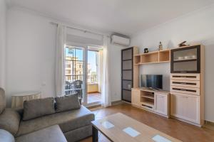 Los Cisnes by Ĥ - Playa de los Haraganes HLHC184P243