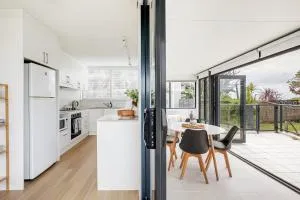 Mona Vale Surf to Tee - Mona Vale