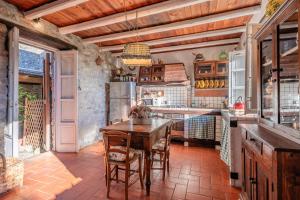 Sunhouse - Tuscan Hills