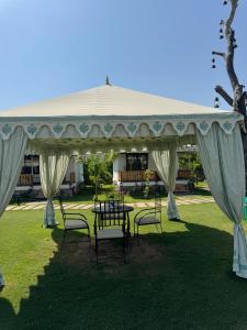 Ananda Resort