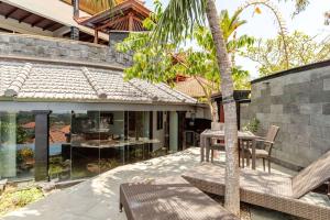 Sunset view apartment in Nusa Dua