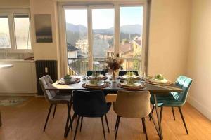 Appartements Appartement spacieux et lumineux : photos des chambres
