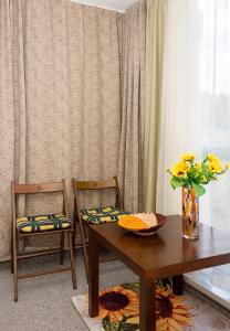 Sunny Studio in Hotel Berlin, Steps from the Beach! by Flat Mаnager