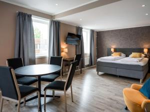 Junior Suite room in Finnsnes Hotel