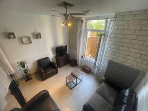 Appartements T1 Proche centre et cite Tirlet : photos des chambres
