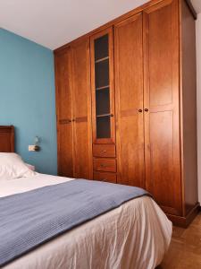 Moreda 48 - 2 Hab y 2 Baños - Garaje y Wifi - VUT-4961-AS