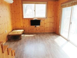 Ulsan Soho Attic Pension