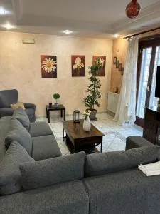 Roccis Evergreen House - Vitinia