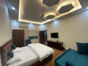 SS Farms Hotel & Resort
