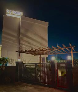 SS Farms Hotel & Resort
