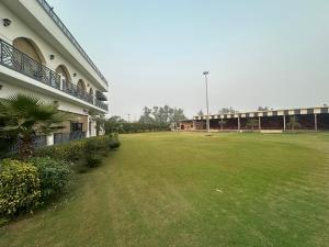 SS Farms Hotel & Resort