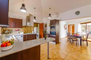 Villa Maca by Villa Plus