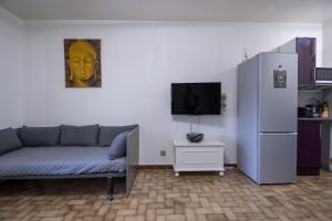 Joli Studio Proche de la Mer