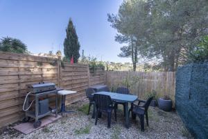 Joli Studio Proche de la Mer