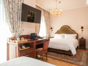 Junior Suite room in Ebel Boutique Hotel