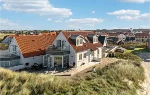 Beautiful Home In Blokhus - Blokhus