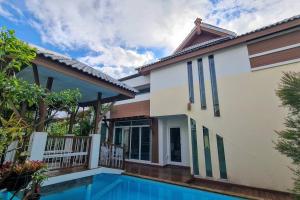 Thai Modern Villa with Salt Pool & Greenery Garden