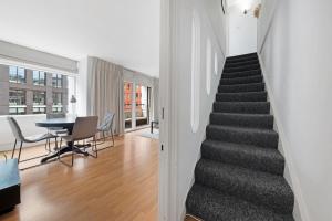 2 Bed Apartment- Central London- Lift & Balcony