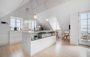 Amazing Home In Hurup Thy