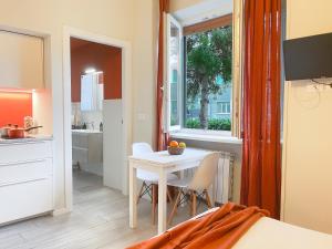 Woods Studio - Self Check-in, Design District