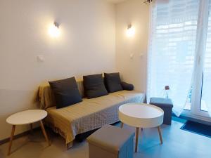 Terrasse & Détente - À deux pas des Thermes - Piscine partagée