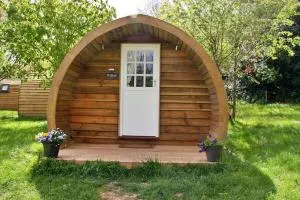 Finest Retreats - Honeysuckle Glamping Pod - Brockhampton
