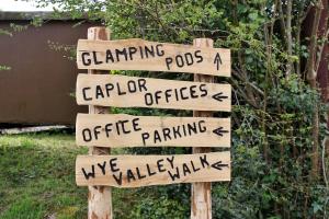 Finest Retreats - Honeysuckle Glamping Pod