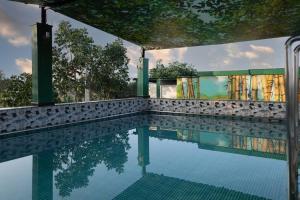 Lemon Tree - Farmhouse with Rooftop Private Pool near Bangalore