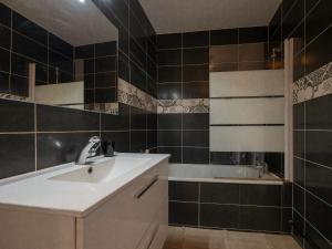Appartements Appartement Chaleureux avec 2 grandes chambres : Appartement 2 Chambres