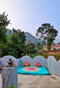 Hobbit House Hostel