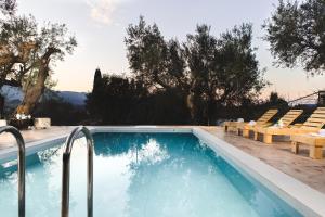 Happy Villa with Pool - Ideal Villa for Large Groups Near Laganas With a Pool Perfectly Combining Natures Tranquility and Vibrant Entertainment By Villa Mana Gers