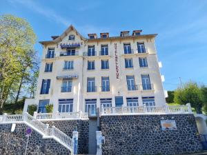 Hotels Le Bellevue : photos des chambres