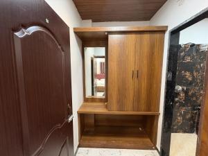 shree trilokeshwar guest house