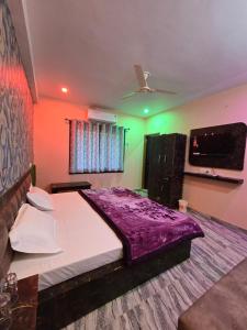 Suryansh Hotel