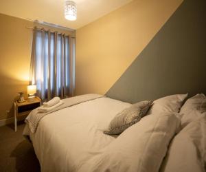 Contractors, Gloucester, LongTerm Bookings Wifi SmartTV