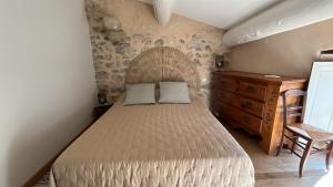 Maisons de vacances Gite Aigues Vives - Le Patio : photos des chambres