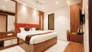 Hotel Tango Traxx