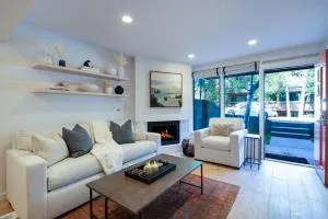 Renovated 2 BR Aspen Condo Ski-in out - 阿斯潘