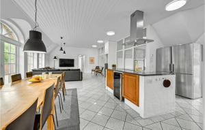 Awesome Home In Ulfborg With Kitchen