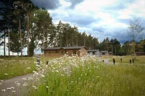 Hollicarrs - White Rose Lodge