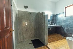 Villa Talpe Home stay Inviting 4 b&b and Pool